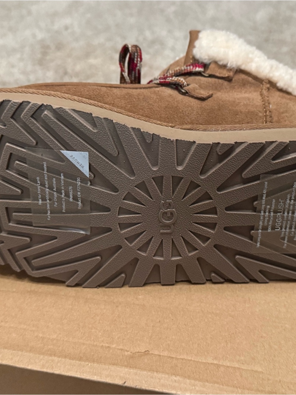 UGG Funkarra Cabin Cuff Size 9 40 Chestnut - Picture 3 of 6